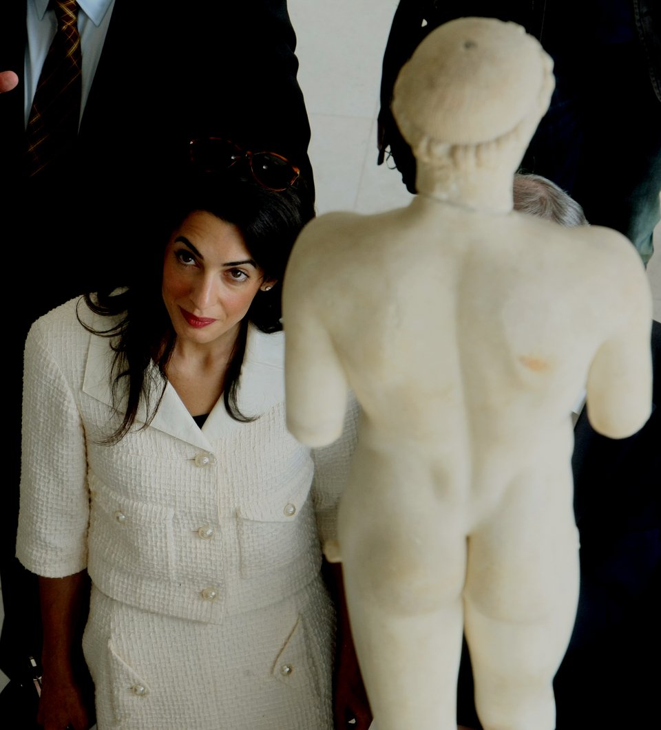 H Αλαμουντίν ανακηρύχθηκε το πιο συναρπαστικό πρόσωπο της χρονιάς [εικόνες & βίντεο] | iefimerida.gr 8