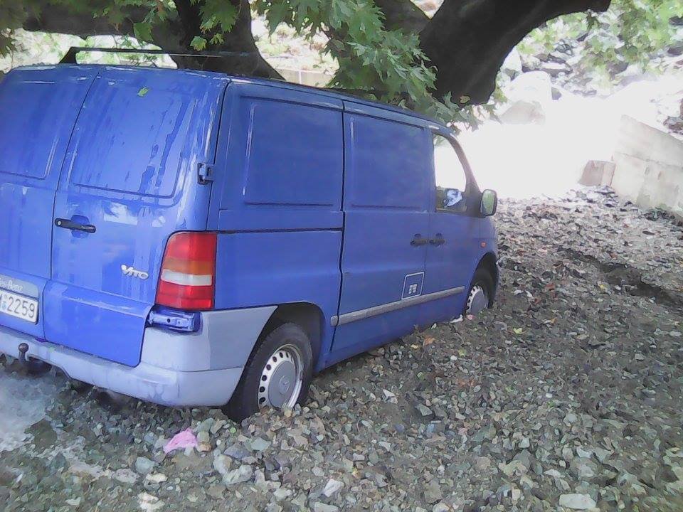 «Κατέβηκε το βουνό» στη Σαμοθράκη -Θάφτηκαν στη λάσπη σπίτια, ΙΧ & δρόμοι | iefimerida.gr 4