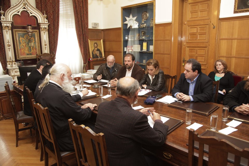 Η «Αποστολή» στηρίζει τους άνεργους δημοσιογράφους -Με δέματα τροφίμων [εικόνες] | iefimerida.gr 1