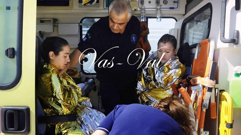 Αγώνας κολύμβησης «εφιάλτης» στον Ισθμό -Κινδύνεψαν παιδιά στα ρεύματα, επίθεση από τσούχτρες [εικόνες] | iefimerida.gr 1