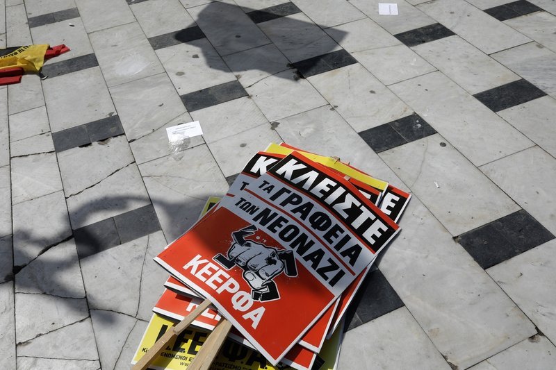 Stop Afrin: Κούρδοι ξάπλωσαν στους δρόμους της Θεσσαλονίκης, διαμαρτυρία κατά της εισβολής [εικόνες] | iefimerida.gr 6