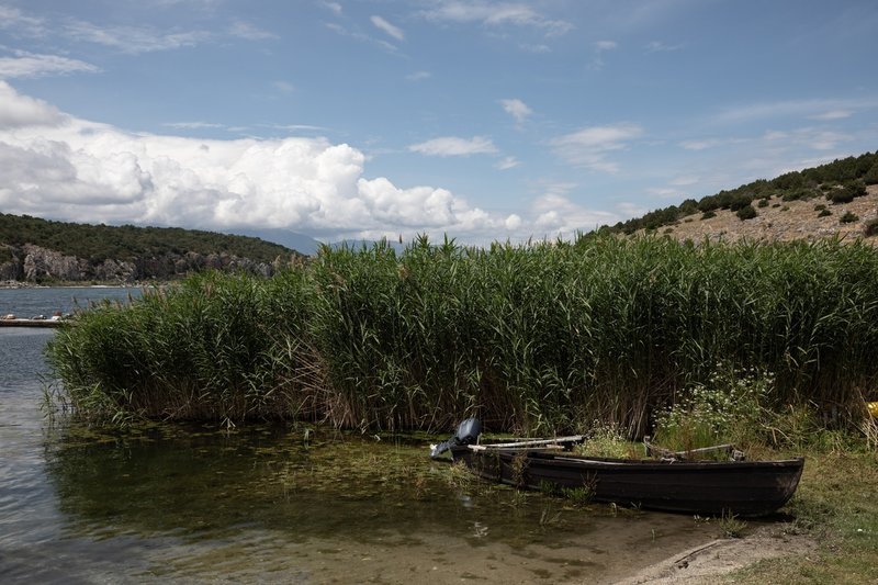 «Στο πόδι» το χωριό Ψαράδες στις Πρέσπες -Στήνουν τέντες και κιόσκια για τη συμφωνία Τσίπρα-Ζάεφ [εικόνες] | iefimerida.gr 8