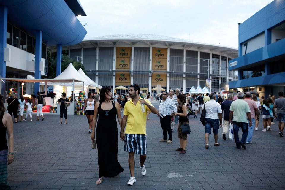 Tι είναι η ΔΕΘ; Περίπατος χεράκι χεράκι, ελέφαντες και μπαλόνια στη φθινοπωρινή βόλτα της Θεσσαλονίκης [εικόνες] | iefimerida.gr 2