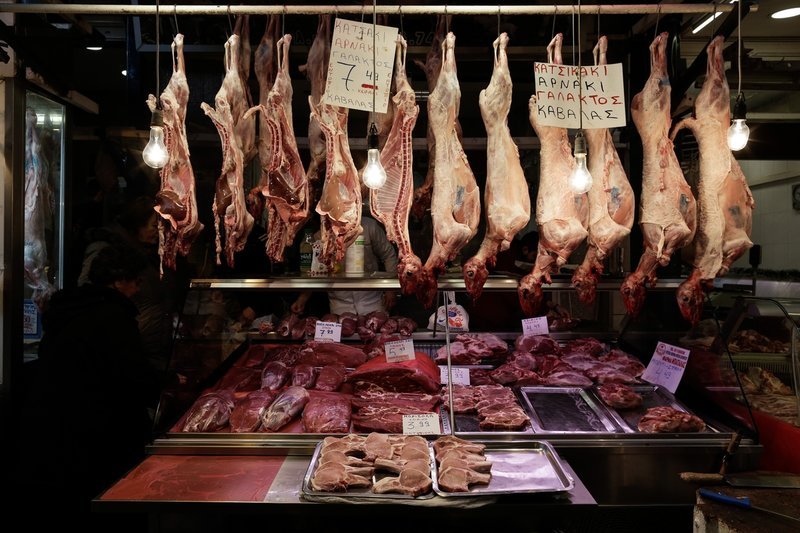 Τα τελευταία ψώνια στην αγορά της Θεσσαλονίκης [εικόνες] | iefimerida.gr 2