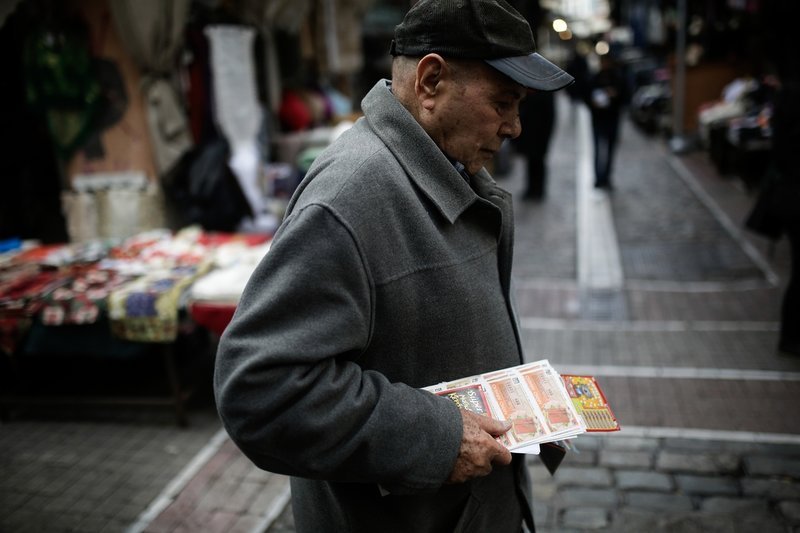 Τα τελευταία ψώνια στην αγορά της Θεσσαλονίκης [εικόνες] | iefimerida.gr 7