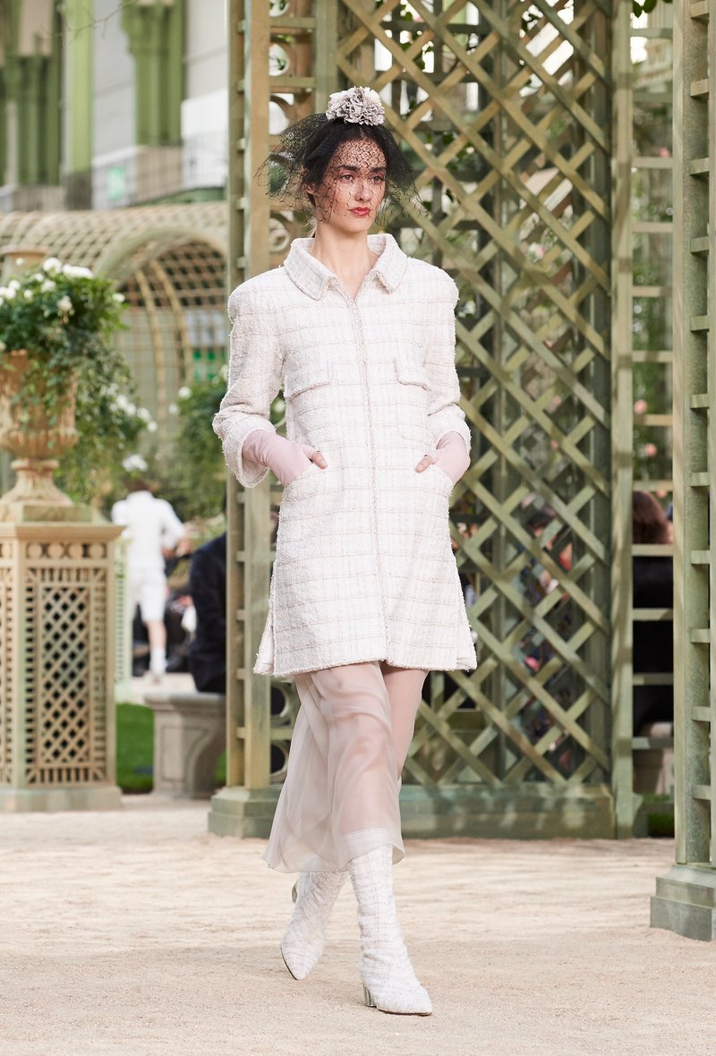 Το Garden Party της Chanel -Γιατί αυτό το σόου μας άρεσε τόσο πολύ [εικόνες] | iefimerida.gr 18