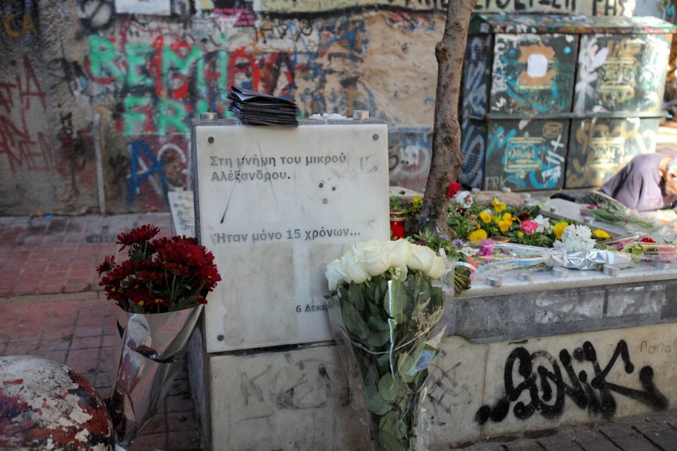 Αλέξης Γρηγορόπουλος: 6 χρόνια μετά τη δολοφονία που συγκλόνισε την Ελλάδα [εικόνες & βίντεο] | iefimerida.gr 1