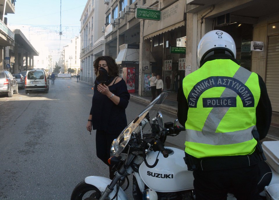 Επεισόδια στην πορεία για τον Γρηγορόπουλο στην Πάτρα -Πέντε συλλήψεις [εικόνες & βίντεο] | iefimerida.gr 4