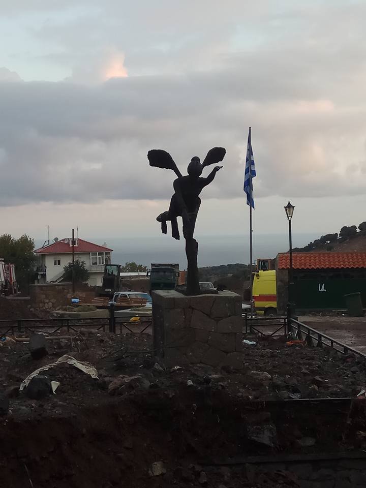 «Κατέβηκε το βουνό» στη Σαμοθράκη -Θάφτηκαν στη λάσπη σπίτια, ΙΧ & δρόμοι | iefimerida.gr 29