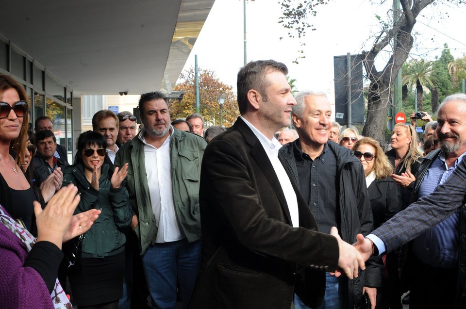 Ο Γκλέτσος παρουσίασε την «Τελεία»: Θα φοβίσουμε τα κόμματα της εξουσίας  [εικόνες]  | iefimerida.gr 1