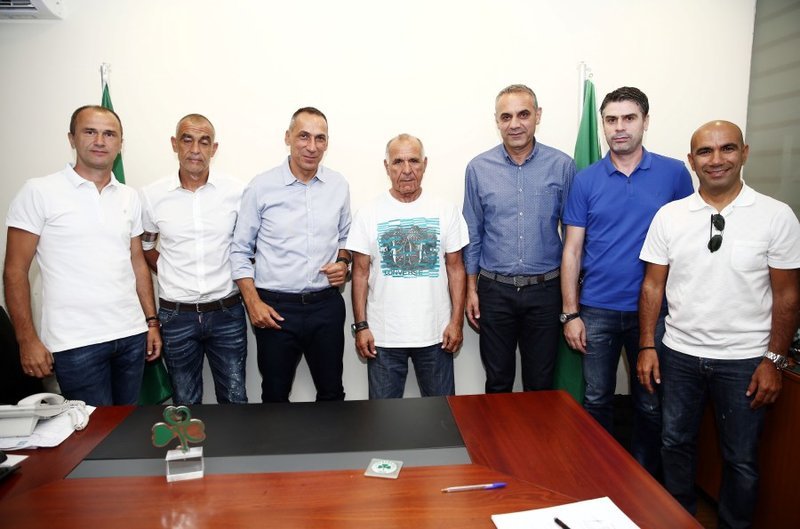 Παναθηναϊκός: Ανακοινώθηκαν Δώνης και Νταμπίζας -Συμβόλαιο μέχρι το 2021 [εικόνες] | iefimerida.gr 1