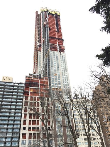 Δεν στεριώνει σε σπίτι ο Στινγκ -Τώρα αγοράζει στον ουρανοξύστη των δισεκατομμυριούχων [εικόνες] | iefimerida.gr 3