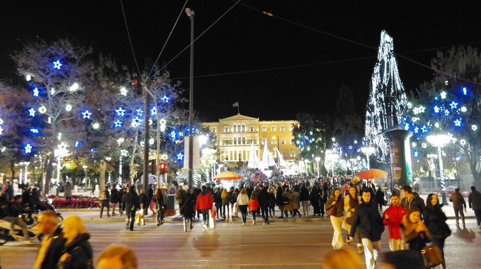Τα Χριστούγεννα την Τρίτη θυμήθηκαν την Αθήνα [εικόνες] | iefimerida.gr 7