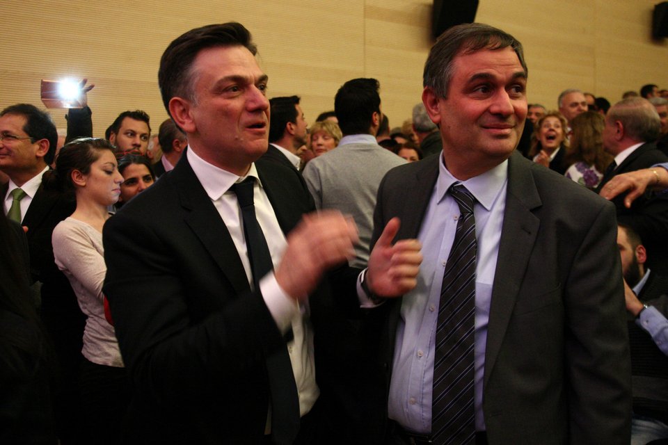 Ολοι οι άνθρωποι του Γιώργου Παπανδρέου: Καρέ-καρέ όσοι βρέθηκαν στην πρώτη παρουσίαση του κόμματός του [εικόνες] | iefimerida.gr 0