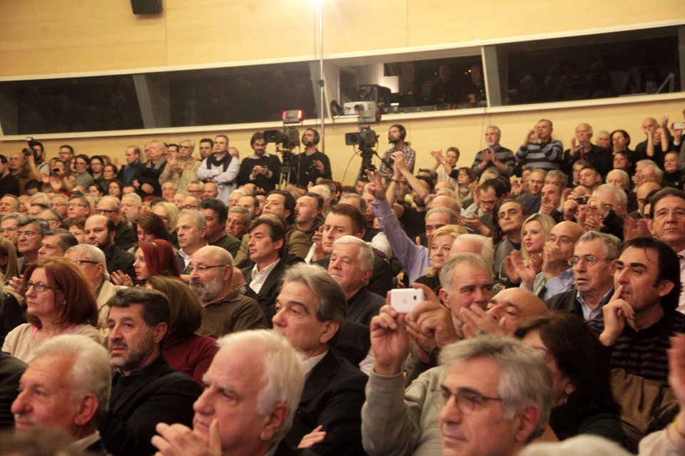 Ολοι οι άνθρωποι του Γιώργου Παπανδρέου: Καρέ-καρέ όσοι βρέθηκαν στην πρώτη παρουσίαση του κόμματός του [εικόνες] | iefimerida.gr 9