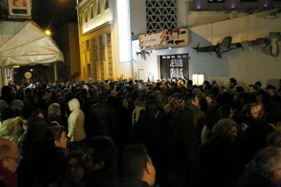 Η Ελλάδα λέει «Je Suis Charlie»: Κοσμοσυρροή στις εκδηλώσεις για το Charlie Hebdo - Ποιοι επώνυμοι παραβρέθηκαν [εικόνες] | iefimerida.gr 10