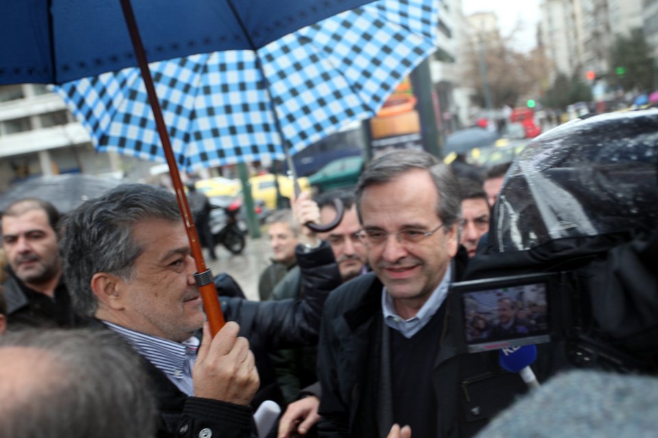 Ηρεμία πριν τη μάχη για τους πολιτικούς αρχηγούς -Βόλτες για φαγητό, καφέ και χαλαρή κουβέντα [εικόνες] | iefimerida.gr 1