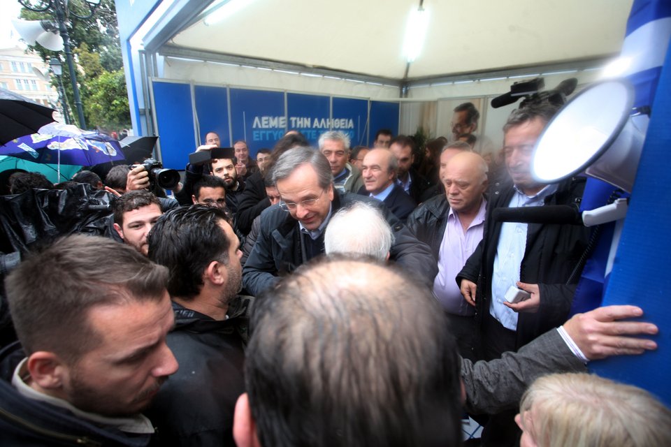 Ηρεμία πριν τη μάχη για τους πολιτικούς αρχηγούς -Βόλτες για φαγητό, καφέ και χαλαρή κουβέντα [εικόνες] | iefimerida.gr 0