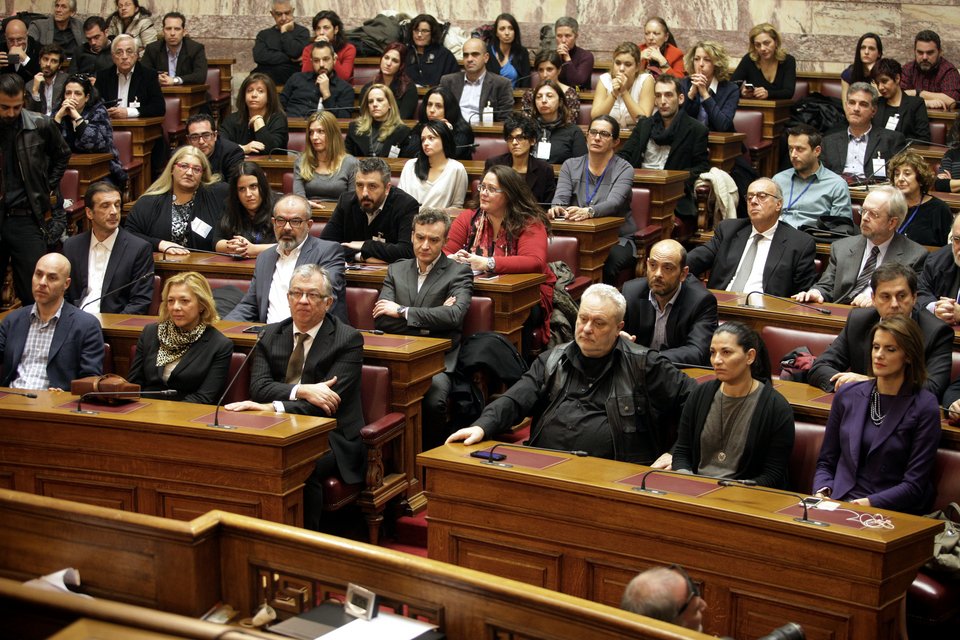 Θεοδωράκης: Ο Τσίπρας έφτιαξε μία κακιά κυβέρνηση με παλαιοκομματικά κουσούρια, ακροδεξιούς και συνωμοσιολόγους | iefimerida.gr 0