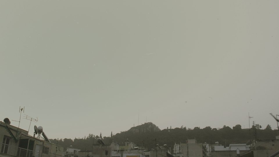 Αφρικανική σκόνη σκέπασε την Αθήνα: Αποπνικτική η ατμόσφαιρα [εικόνες] | iefimerida.gr 2