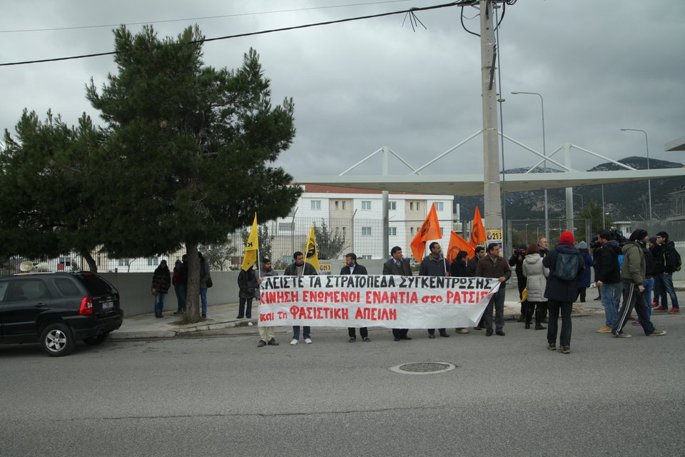 Πανούσης: «Τα κέντρα κράτησης τελειώνουν» - Στην Αμυγδαλέζα μετά την αυτοκτονία μετανάστη | iefimerida.gr 1