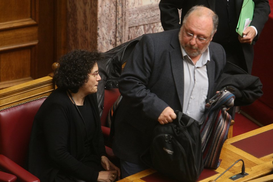 Το backstage της ψηφοφορίας: Xάδια, πειράγματα και ο Βαρουφάκης που «έφαγε» τη θέση του Δραγασάκη [εικόνες] | iefimerida.gr 13