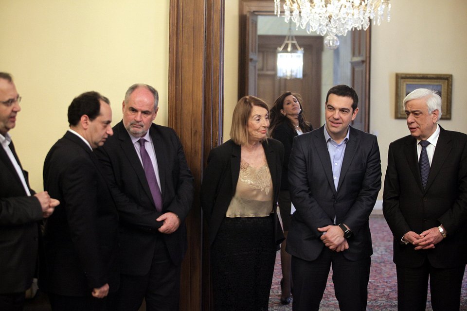 Ορκωμοσία με 50 ημέρες καθυστέρησης -Ανέλαβαν και επίσημα 4 υπουργοί [εικόνες] | iefimerida.gr 0