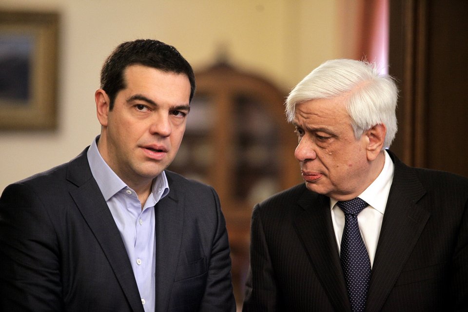 Ορκωμοσία με 50 ημέρες καθυστέρησης -Ανέλαβαν και επίσημα 4 υπουργοί [εικόνες] | iefimerida.gr 1