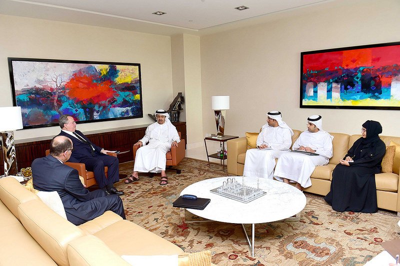 Τι συζήτησε ο Κοτζιάς με τoν ΥΠΕΞ των Αραβικών Εμιράτων [εικόνες] | iefimerida.gr 0