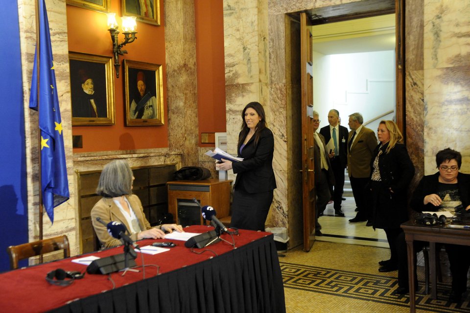 Πόσο κόστισε η Επιτροπή Αλήθειας της Ζωής – Τι απάντησε στη συνέντευξη Τύπου -υπερπαραγωγή [εικόνες & βίντεο] | iefimerida.gr 5