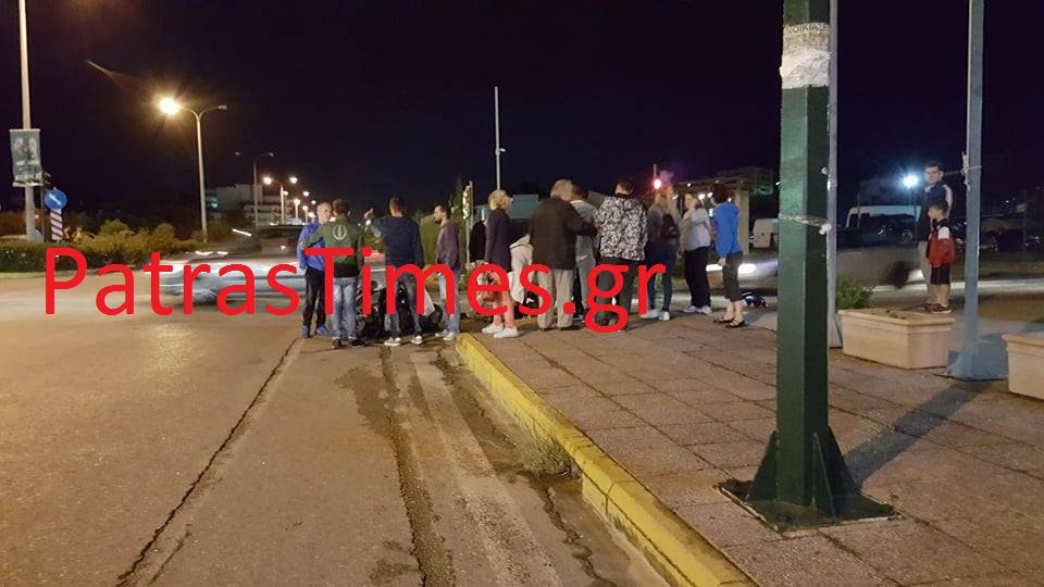 Τροχαίο ατύχημα στην Πάτρα: ΙΧ συγκρούστηκε με διερχόμενο δίκυκλο [εικόνες & βίντεο] | iefimerida.gr 0