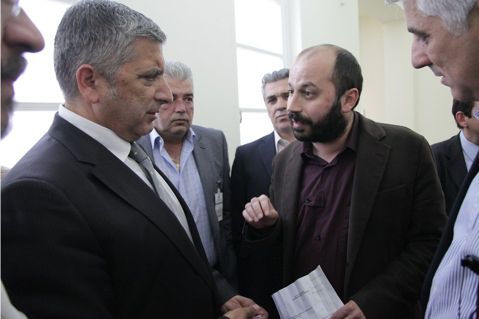 Δήμοι και Περιφέρειες στη Βουλή: Αντιδρούν για τα ταμειακά διαθέσιμα [εικόνες] | iefimerida.gr 3