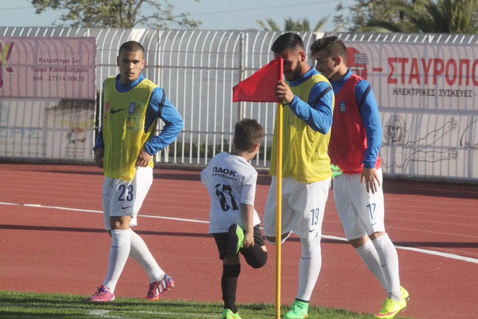 Ο πιτσιρικάς που... τρέλανε το Αργος με τις μιμήσεις του [εικόνες] | iefimerida.gr 1