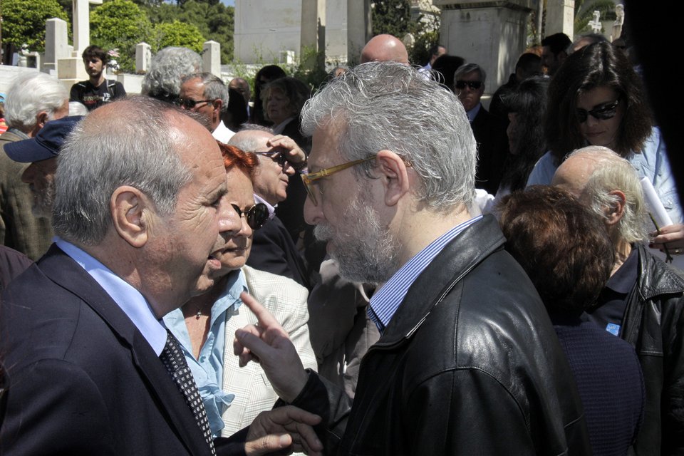 Μνημόσυνο για τον Αλέκο Παναγούλη -Συμπληρώθηκαν 39 χρόνια από τον θάνατό του [εικόνες] | iefimerida.gr 6