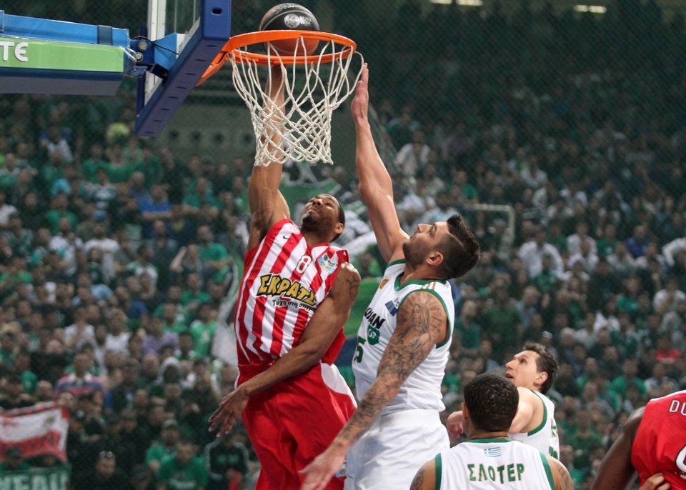 «Αφεντικό» στο ΟΑΚΑ ο Ολυμπιακός: Κέρδισε 77-66 τον Παναθηναϊκό | iefimerida.gr 1