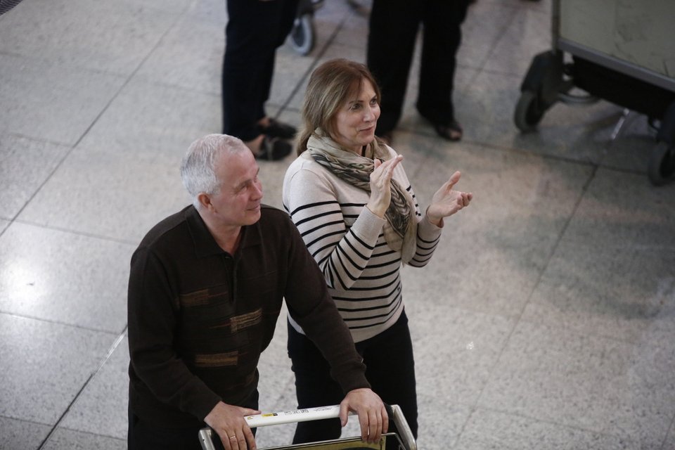 Η Λυρική πήγε στο Ελ. Βενιζέλος - «Καλό ταξίδι» με... άριες [εικόνες] | iefimerida.gr 2