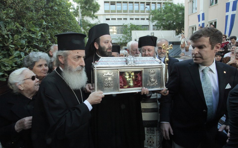 Καθολικός διάκονος εντυπωσιασμένος από την πίστη των Ελλήνων | iefimerida.gr 1