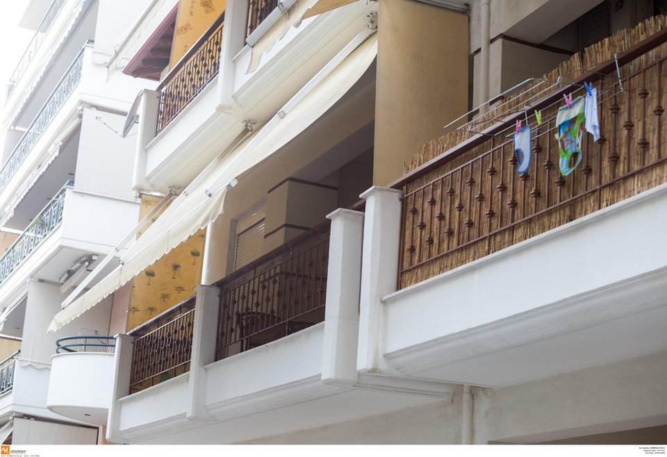 Φρίκη στη Θεσσαλονίκη: Το τηλεφώνημα του παιδοκτόνου στην Αστυνομία -Ελάτε γρήγορα, έπνιξα την κόρη μου τη Χρύσα | iefimerida.gr 1