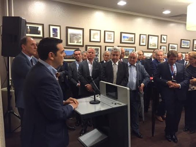 Στην Πετρούπολη ο Τσίπρας – Ποιοι επιχειρηματίες τον συνοδεύουν [εικόνες] | iefimerida.gr 2