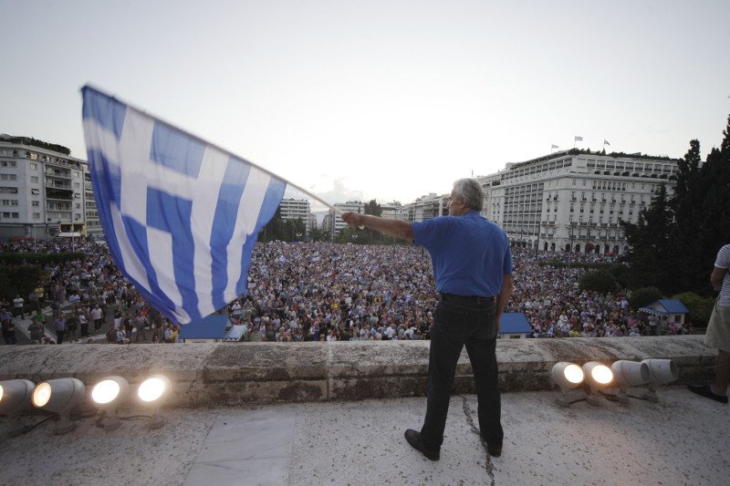 «Μένουμε Ευρώπη» ξανά στο Σύνταγμα τη Δευτέρα [εικόνες] | iefimerida.gr 1