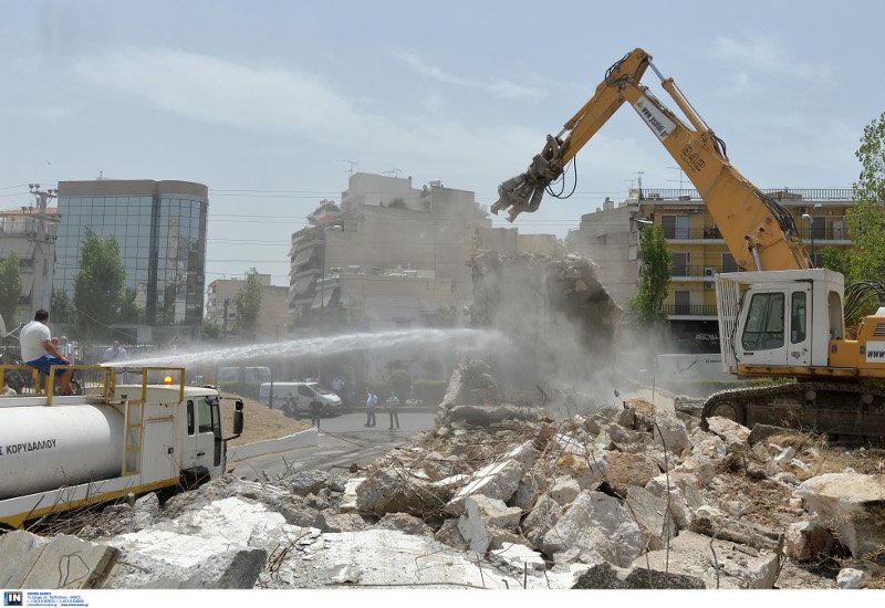 Κατεδαφίστηκε ο εξωτερικός τοίχος των γυναικείων φυλακών Κορυδαλλού -Θα γίνει χώρος πρασίνου [εικόνες] | iefimerida.gr 2