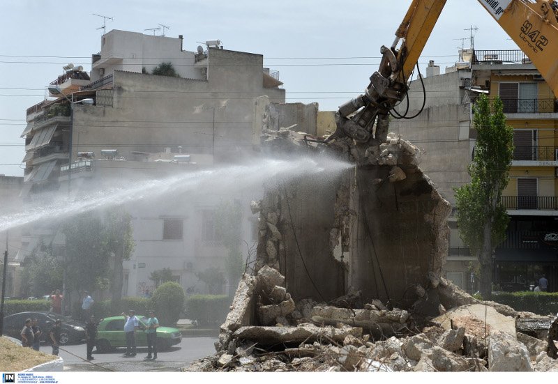 Κατεδαφίστηκε ο εξωτερικός τοίχος των γυναικείων φυλακών Κορυδαλλού -Θα γίνει χώρος πρασίνου [εικόνες] | iefimerida.gr 0