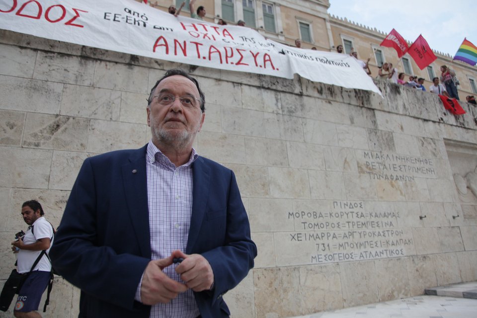 Αγωνία Μαξίμου για Λαφαζάνη, συνιστώσες, Ζωή– «Ψηφίζετε ή εκλογές» το δίλημμα | iefimerida.gr 2