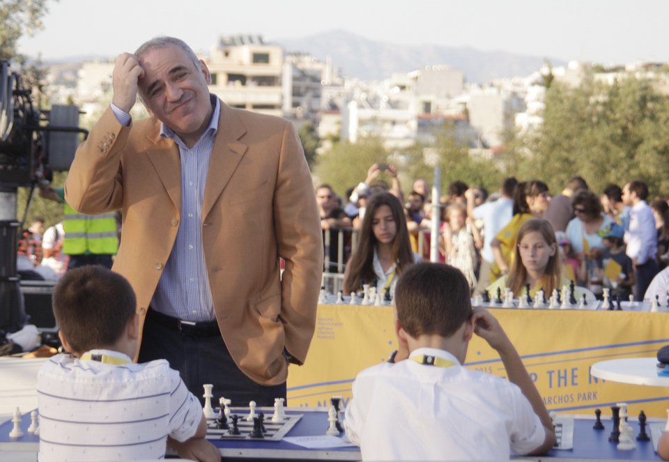 Το Πάρκο Σταύρος Νιάρχος είναι μόνο το πρόσχημα -Πρόσωπα και στιγμές από το μέλλον [εικόνες] | iefimerida.gr 0