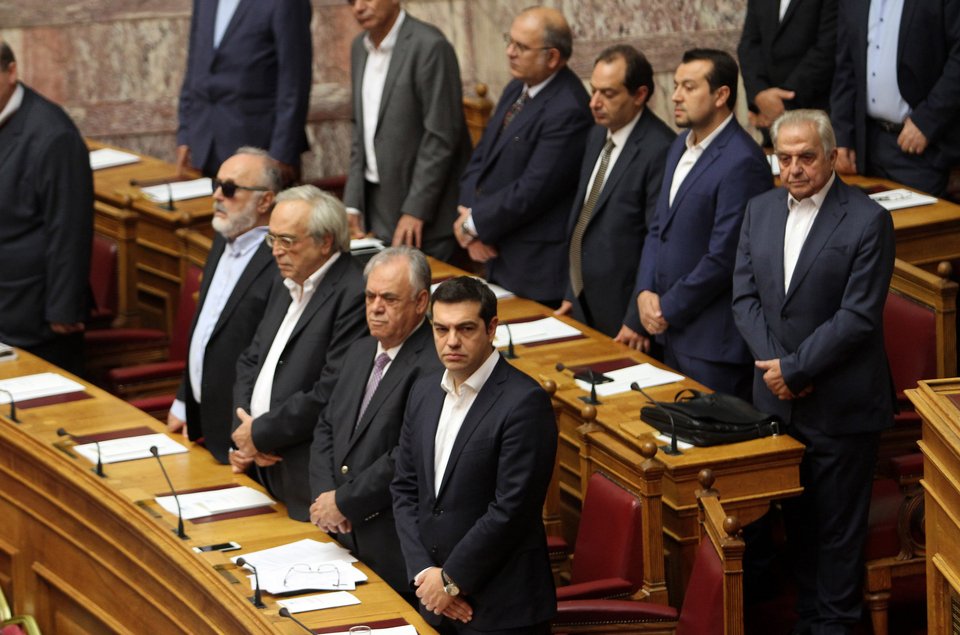 Ορκίστηκαν οι 300 -Ποιοι μπαίνουν για πρώτη φορά στη βουλή [εικόνες] | iefimerida.gr 11