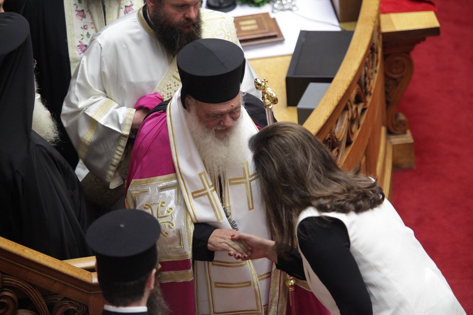 Ορκίστηκαν οι 300 -Ποιοι μπαίνουν για πρώτη φορά στη βουλή [εικόνες] | iefimerida.gr 9