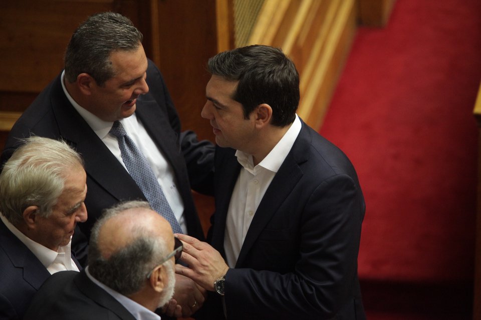 Ορκίστηκαν οι 300 -Ποιοι μπαίνουν για πρώτη φορά στη βουλή [εικόνες] | iefimerida.gr 10