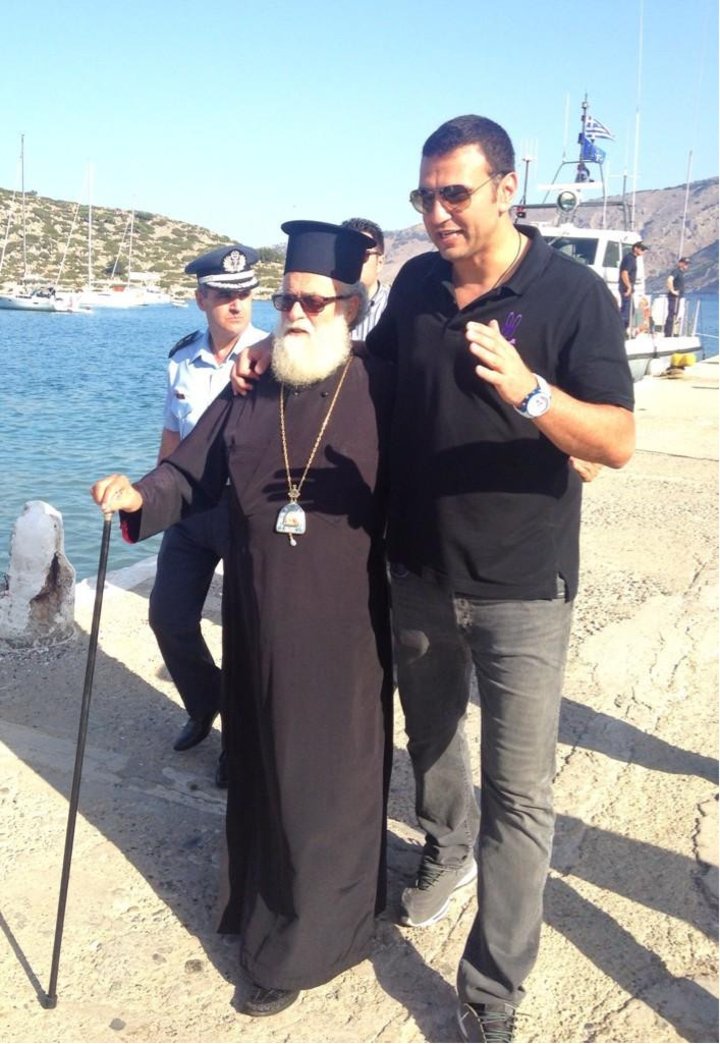 Βλάβη στο σκάφος του Κικίλια στα Δωδεκάνησα -Γιατί δεν κατάφερε να φτάσει στη Χάλκη [εικόνες] | iefimerida.gr 0