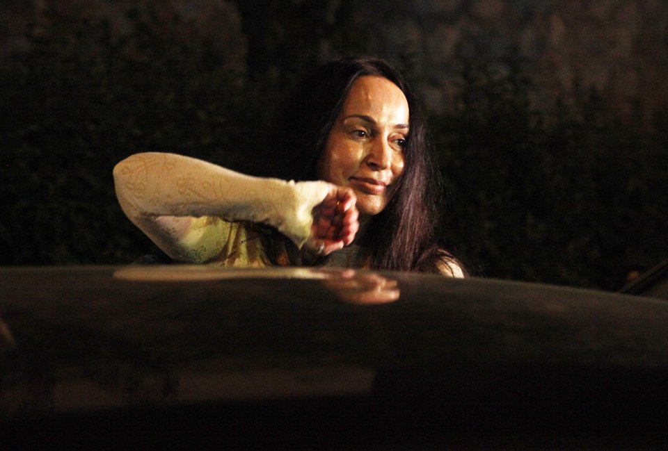 Η στιγμή της αποφυλάκισης της Βίκυς Σταμάτη -Τι δήλωσε στους δημοσιογράφους [εικόνες & βίντεο] | iefimerida.gr 2