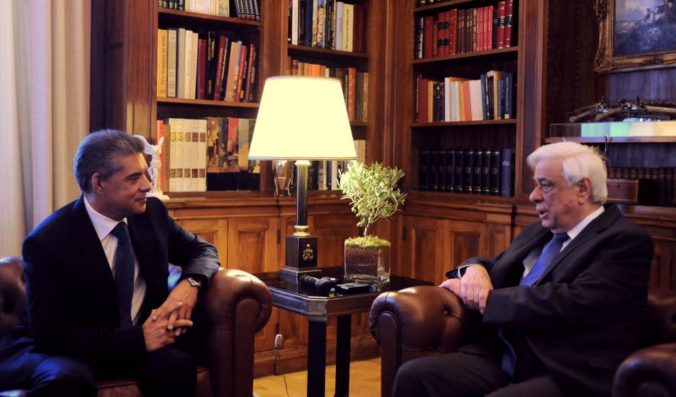 Παυλόπουλος: Η Τοπική Αυτοδιοίκηση έδωσε μαθήματα σε ευρωπαϊκό επίπεδο για το προσφυγικό [εικόνες] | iefimerida.gr 0